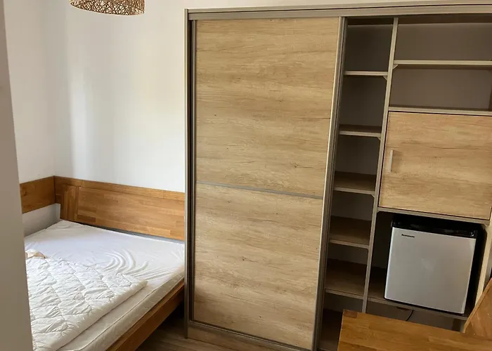 Kwatera prywatna Kf *